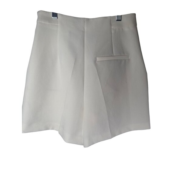 2/$30 ZARA XS High-Waist White Shorts With Angled Gold Buttons Pockets - Picture 9 of 11